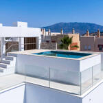 Royal Palms — vidrio fabricado e instalado por Gridoma en Mijas
