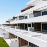 Cardoner, Las Mesas — vidrio fabricado e instalado por Gridoma en Estepona