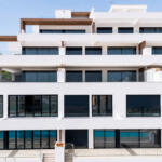 Cardoner, Las Mesas — vidrio fabricado e instalado por Gridoma en Estepona